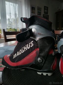 Prodám boty na běžky madshus carbon - 2
