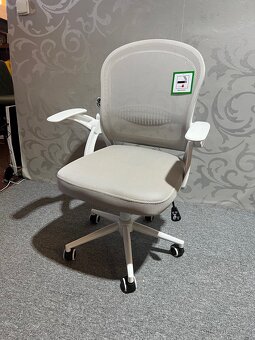 Kolečkové kancelářské křeslo - NOVÉ - 2