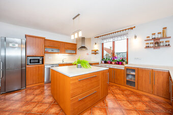 Prodej, prodej na splátky rodinný dům Uhřice - 2