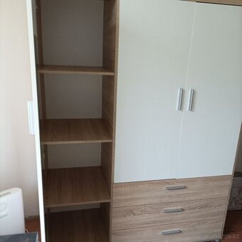 Šatní skříň JYSK - 2