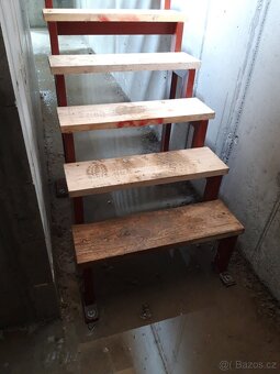 Schody ocelové rovné 296 cm - 2