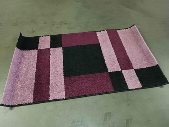 S DOVOZEM Kusový koberec v pěkném stavu 67 x 120 cm - 2