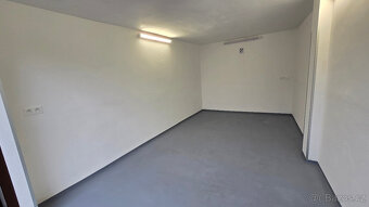 Pronájem garáže Ostrov - 2