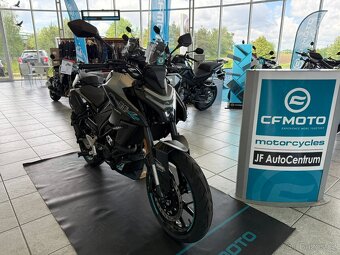 cfmoto 125 NK - modrá, černá skladem AKCE HELMA - 2