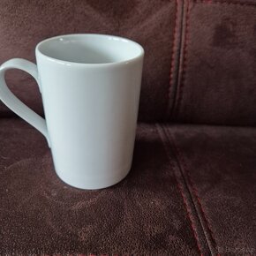 hrnek koně výška 10,5 cm - 2