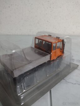 MODEL PRAGA UV 80 - 2