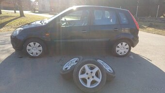 Ford Fiesta, 1.3 i - TOP stav - 2