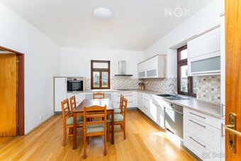 Prodej Rodinný dům, 380㎡ - 2