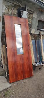 Vchodové dřevěné dveře levé 80 - 2