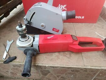 drážkovací bruska milwoukee - 2