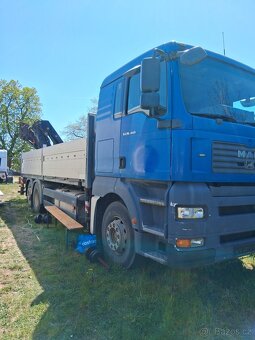 Man TGA 26.4406x2 s hydraulickým jeřábem - 2