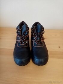 Nové dámské pracovní boty vel. 38/39 + zdarma reflexní vesta - 2