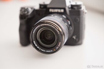 Fujifilm X-H1 + XF 18-55mm f/2.8-4.0 + BATTERY GRIP ZDARMA - 2