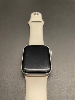 Apple Watch serie 5 40mm stribrne - 2