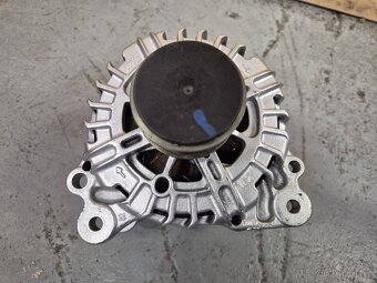 Originální alternátor 03L903023B - 2