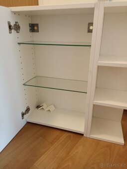 Zrcadlová skříňka Ikea - 2