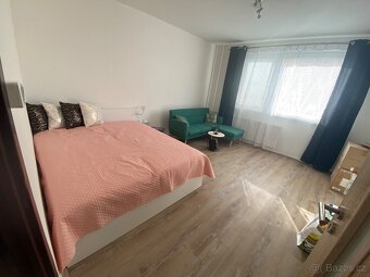 Postel 160x200 s úložným prostorem - 2
