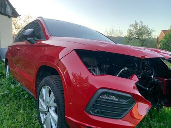 Predám havarovanú Seat Ateca 1,5tsi 110kw Dsg 8/2024. - 2