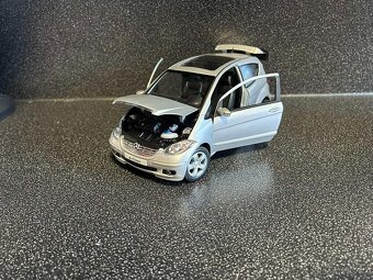 Mercedes Benz A W169 1:18 - 2