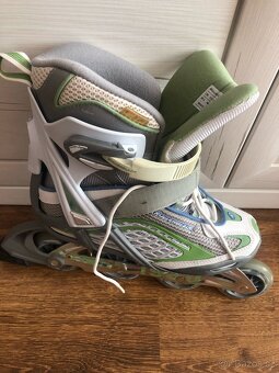 Kolečkové in-line brusle Rollerblade 80 málo používané - 2