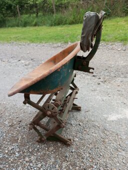 Sedačka Zetor 50 super - 2