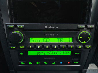 Škoda Octavia Superb autoradio Symphony CD - 2
