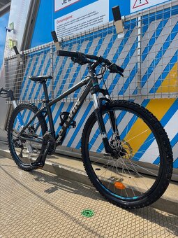 Horské kolo BTWIN 500 - 2