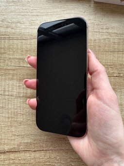 iPhone 16 Pro – 128 GB – Pouštní titan | 100% baterie - 2