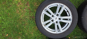 ALU kola Toyota Auris R16 + zimní gumy - 2