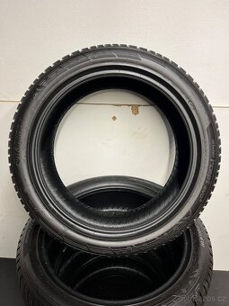 235/45 R19 Hankook Zánovní zimní pneu - 2