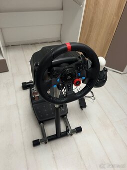 Logitech G29 +Stojan + Řádící páka - 2