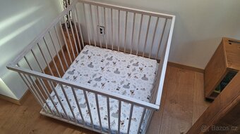 Dřevěná dětská ohrádka - 2