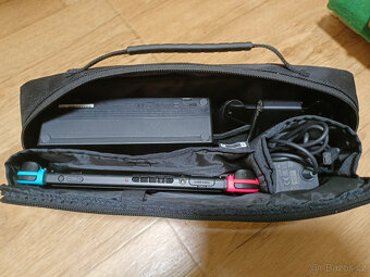 Nintendo Switch V2 s Chipem a Plátěným pouzdrem - 2