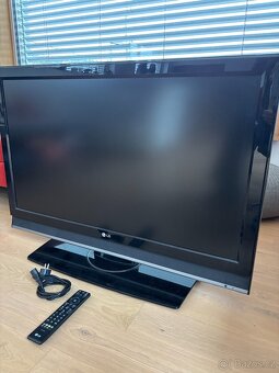 TV LG 42LC46 – 42” LCD - 2