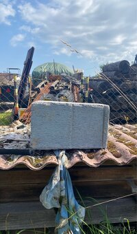 Škvárová tvárnice - 2