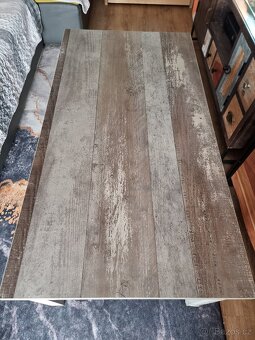 Konferenční stolek - 2