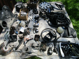 Různé díly Škoda Octavia ll, 1,6mpi/75KW. - 2