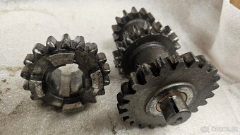 Indian Scout 101 soukolí převodovky - 2