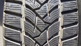 Zimní pneu 205/55/16 Dunlop - 2