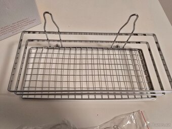 Koupelnová drátěná polička na přísavky - 2