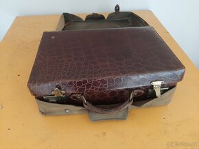 Starý Kožený kufřík - 2
