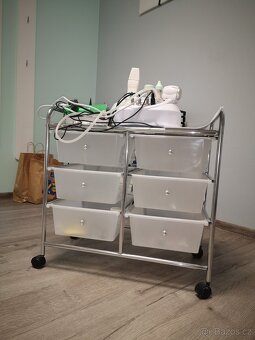Multi-kosmetický přístroj pro diamantovou mikrodermabrazi 5v - 2