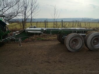 Podvozek pod rozmetadlo - 2