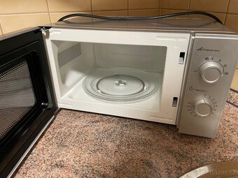 Mikrovlnná trouba Beko - 2