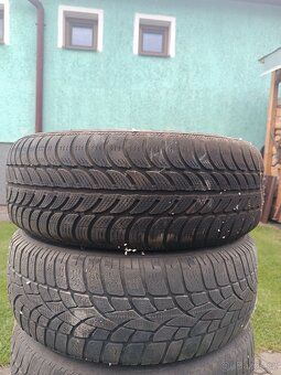 Prodám plechové + pneu 195/65 R15 + rezervu - 2