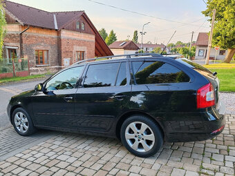 benzínová Škoda Octavia 2 Faceli 1.6 Mpi 115000km bez koroze - 2
