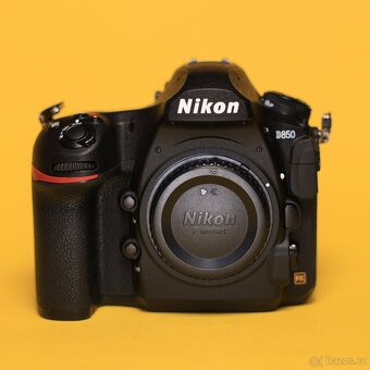 Nikon D850 +Nikom Battery Grip | 6103994 - 2