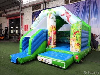 Skákací hrad s miniskluzavkou - NOVÁ atrakce - 2