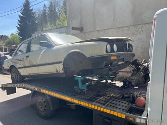 BMW e30 316 Coupe - 2