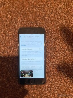 iPhone 8 - 2